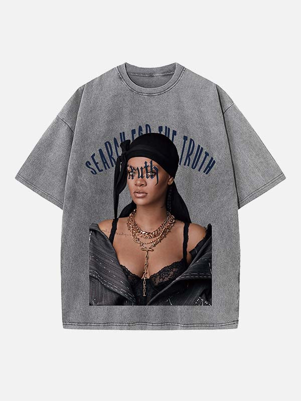 Rihanna Print Round Neck T-shirt