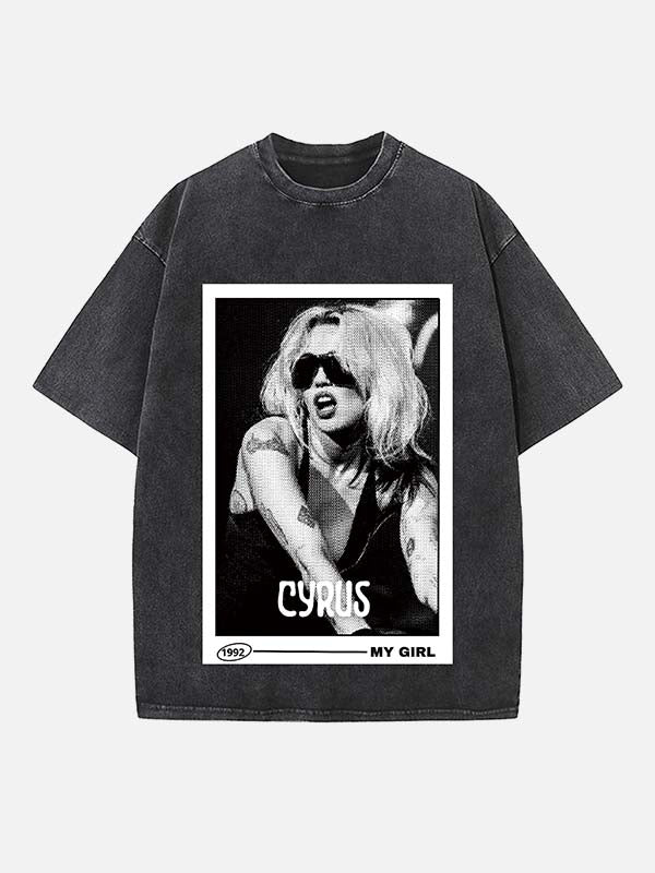 Miley Cyrus Print Round Neck T-shirt