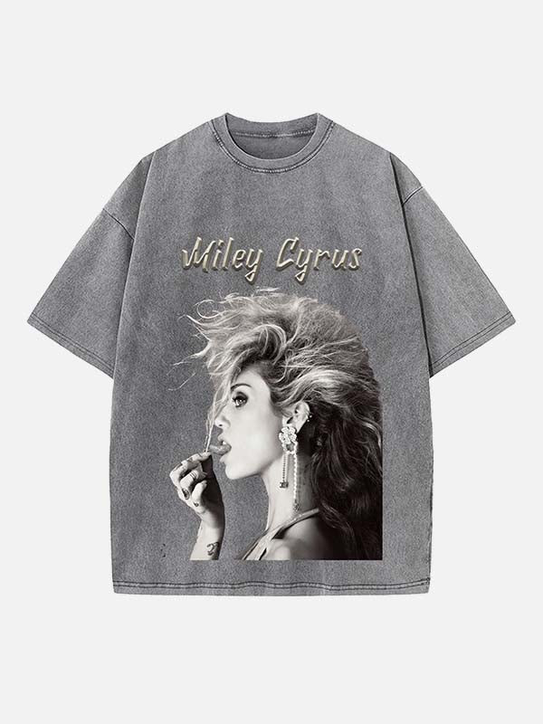 Miley Cyrus Print Round Neck T-shirt