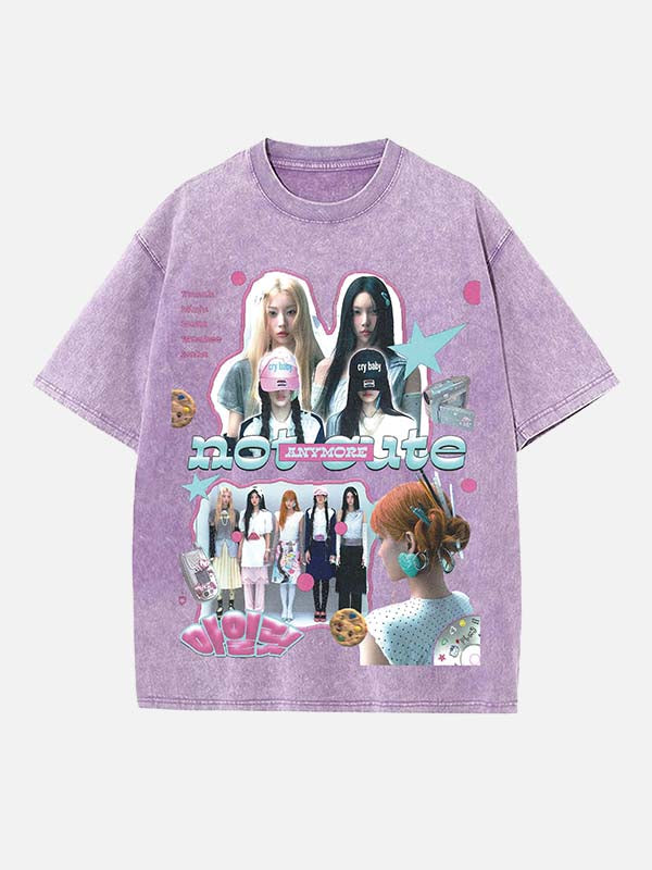 ILLIT Print Round Neck T-shirt