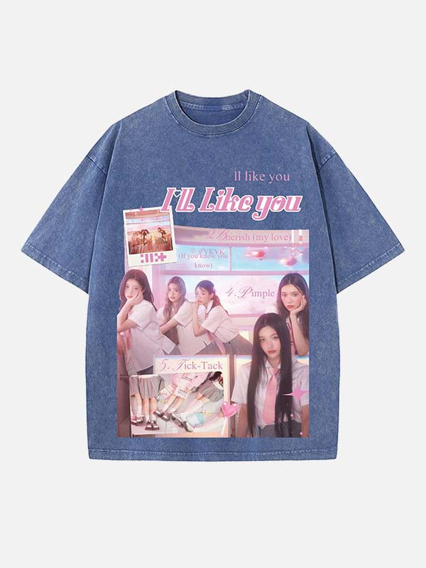 ILLIT Print Round Neck T-shirt