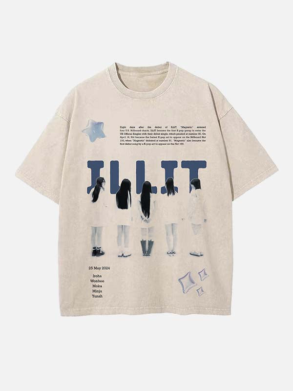 ILLIT Print Round Neck T-shirt