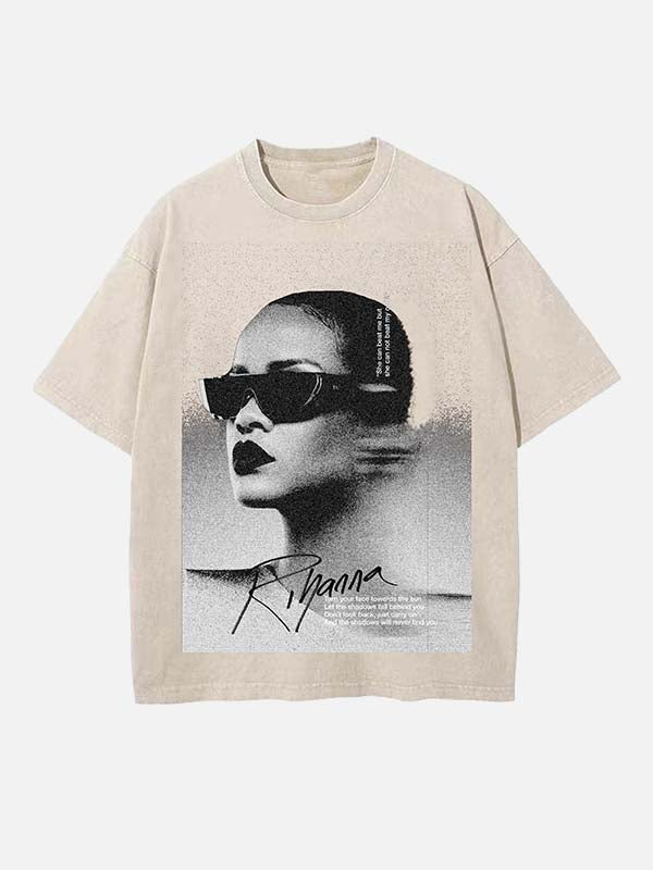 Rihanna Print Round Neck T-shirt