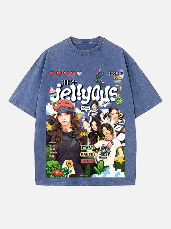 ILLIT Print Round Neck T-shirt