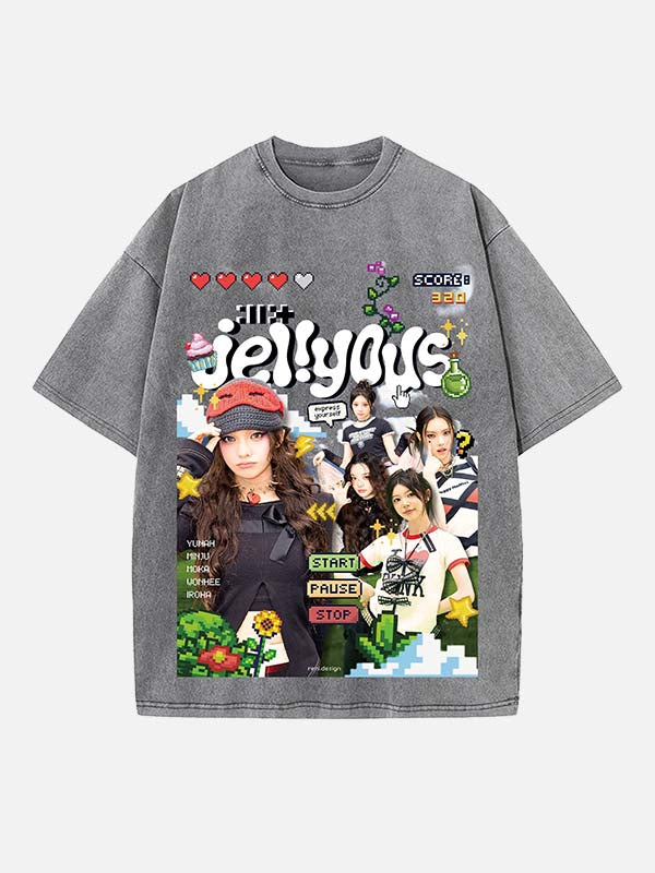 ILLIT Print Round Neck T-shirt