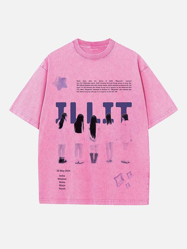 ILLIT Print Round Neck T-shirt