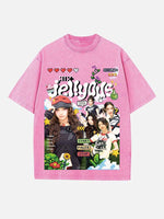 ILLIT Print Round Neck T-shirt