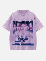 ILLIT Print Round Neck T-shirt