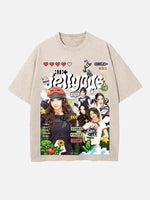 ILLIT Print Round Neck T-shirt